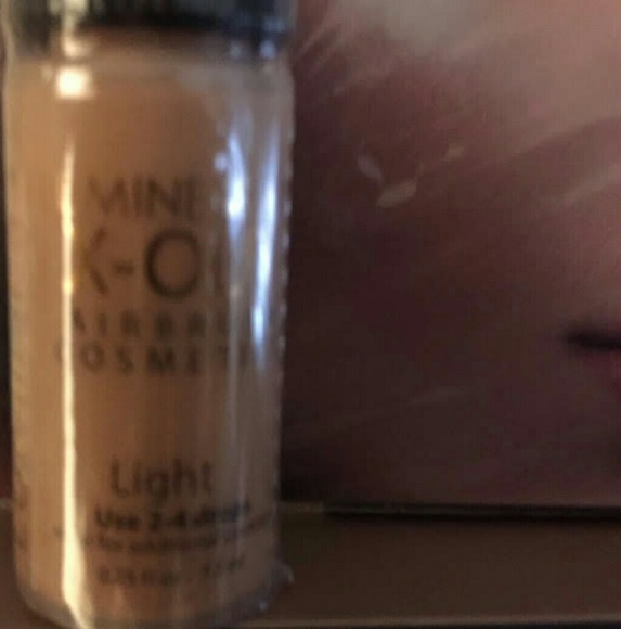 BUNDLE AND SAVE Luminess Air X- Out Light🎁 - Picture 5 of 7